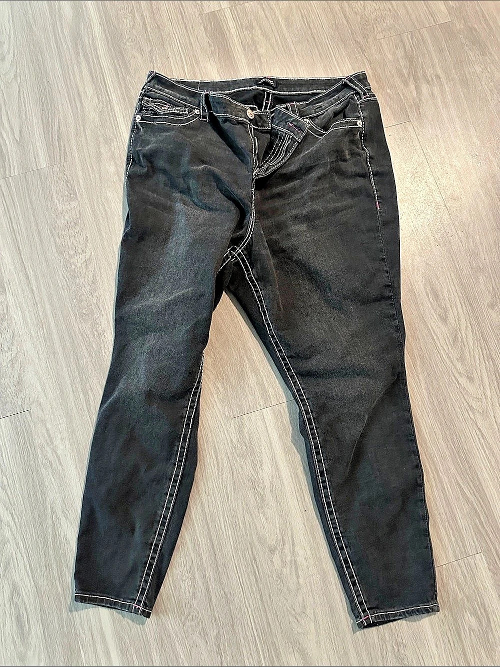 TRUE RELIGION PLUS SIZE Skinny Jeans in Black